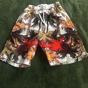 Boy’s tropical swim trunks